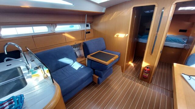 Jeanneau 53 - 5 cab. Madeleine